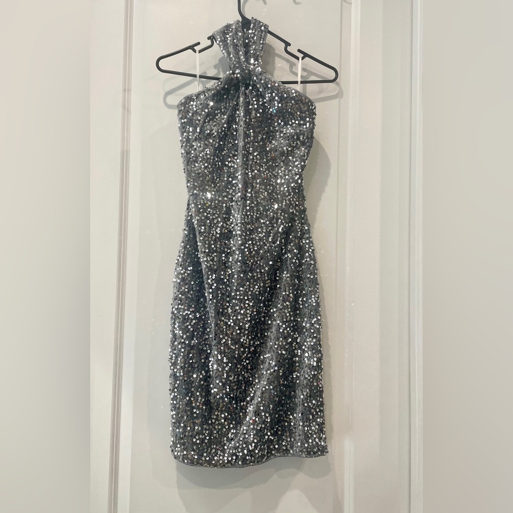 Grace Karin Silver Sequin Backless Dress - Picture 14 of 15